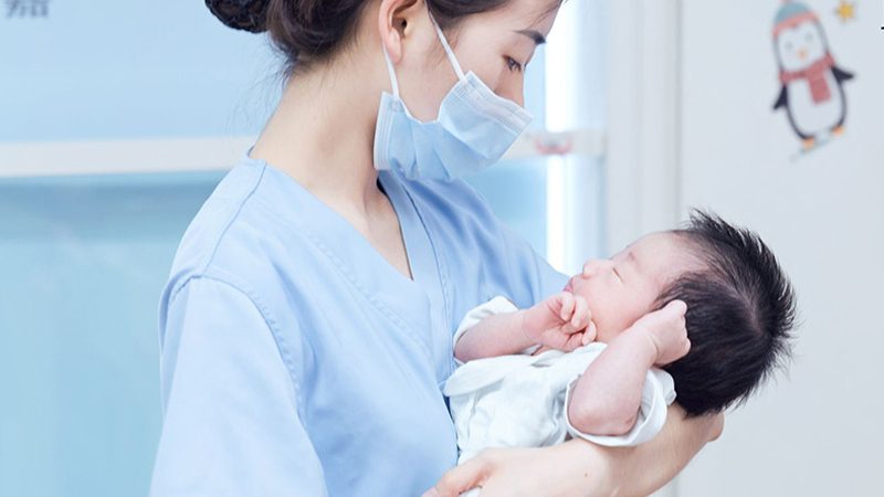 产后抑郁：新手妈妈的隐秘困扰