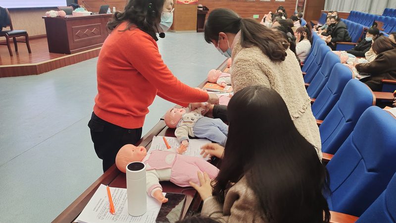 上海母婴店安全座椅尺寸选择